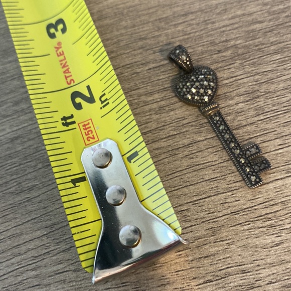 Vintage heart/key sterling silver charm - Picture 4 of 6